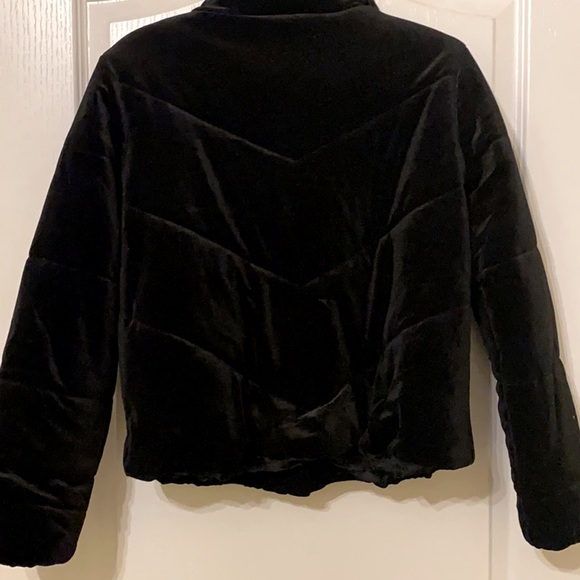 🔆‼️HOST PICK‼️🔆 Romeo➕Juliet Couture Black Velvet Bomber Jacket Puffer - Picture 2 of 5